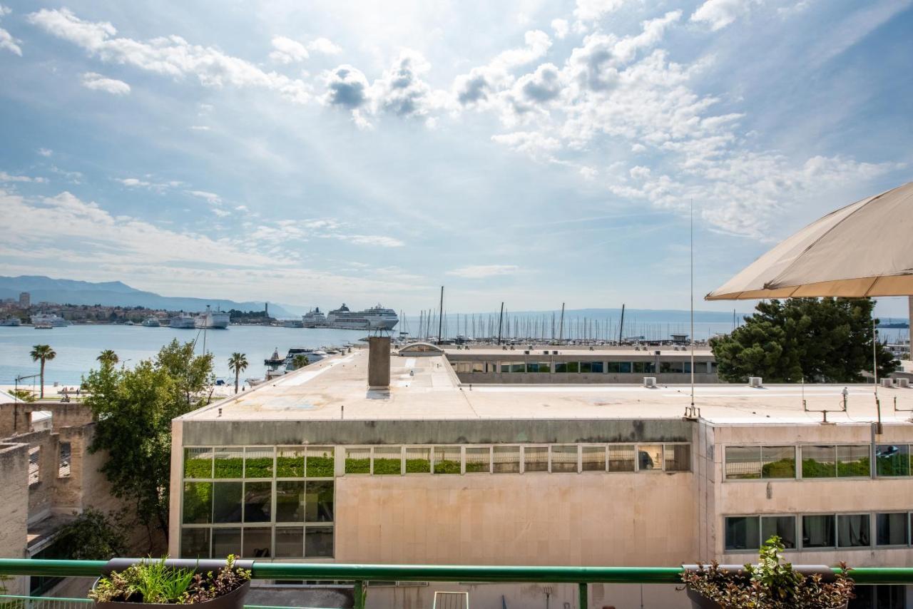 Airy Seafront 1920S Apartment สปลิท ภายนอก รูปภาพ