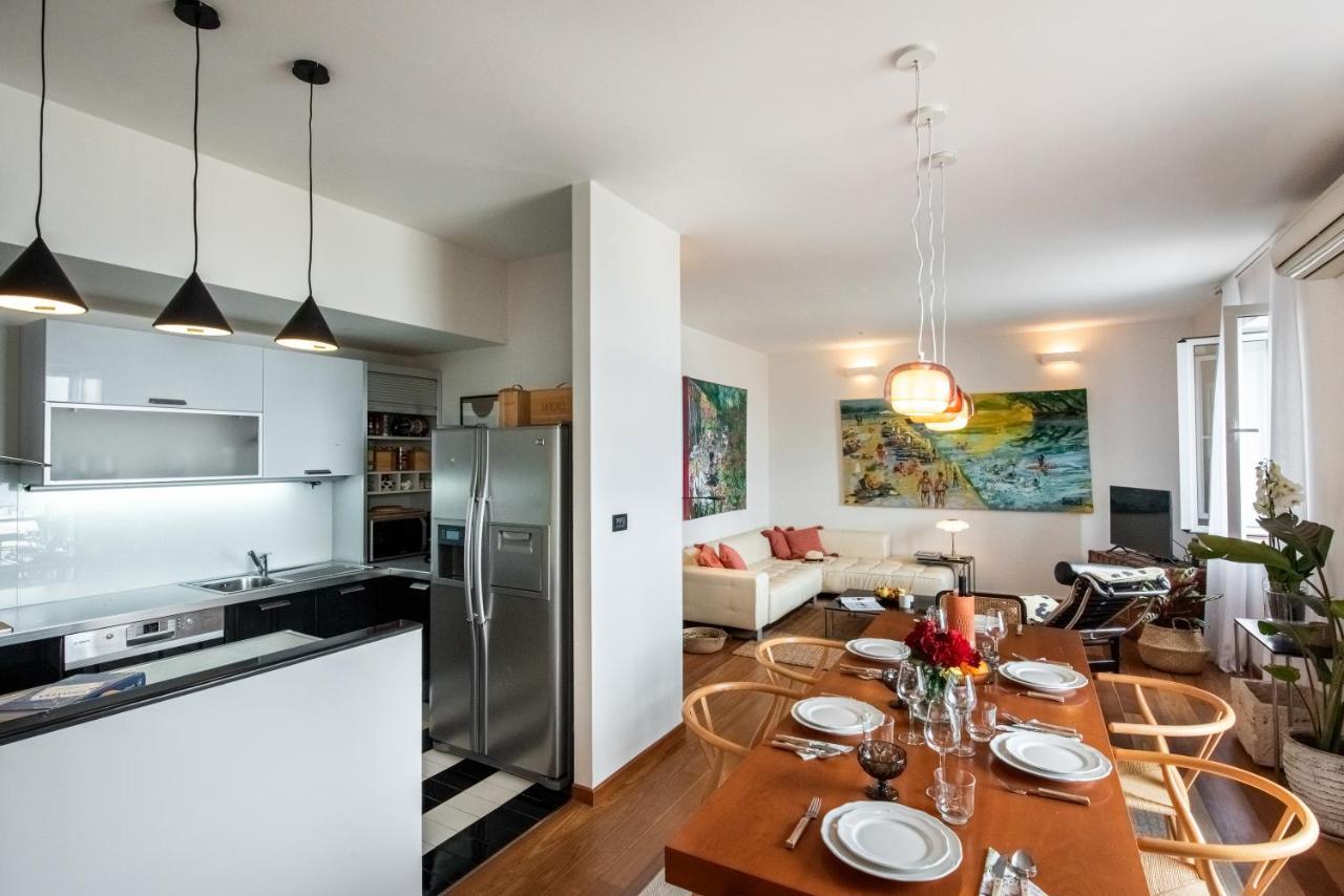 Airy Seafront 1920S Apartment สปลิท ภายนอก รูปภาพ