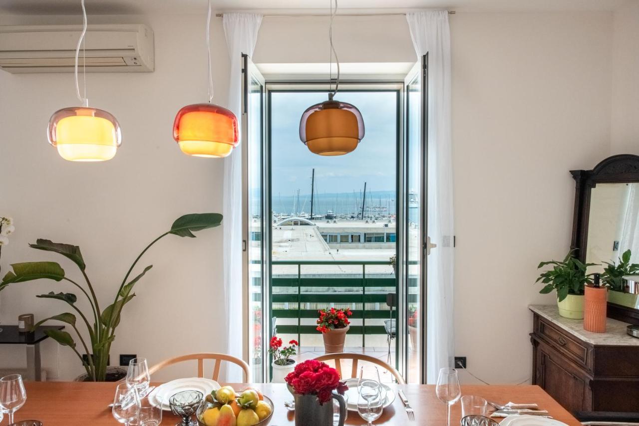 Airy Seafront 1920S Apartment สปลิท ภายนอก รูปภาพ