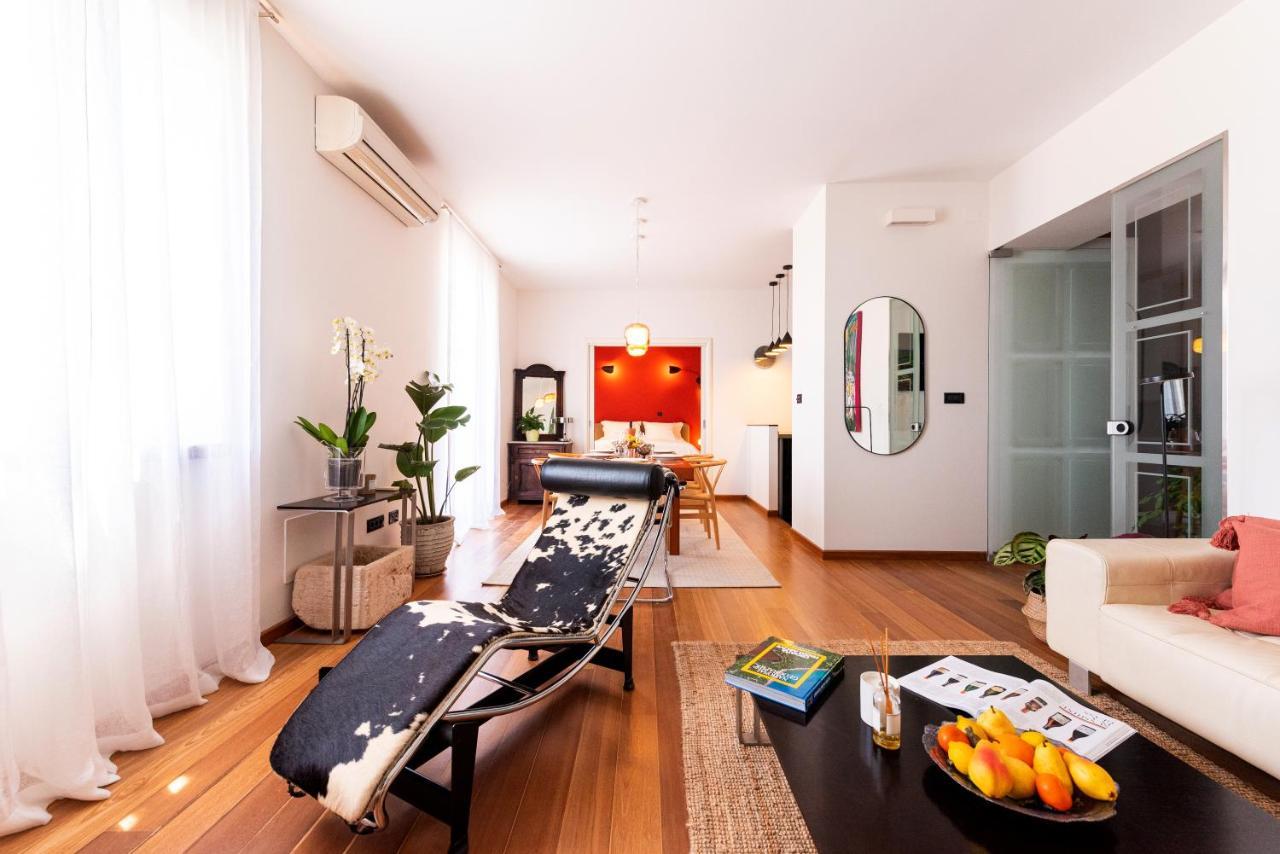 Airy Seafront 1920S Apartment สปลิท ภายนอก รูปภาพ